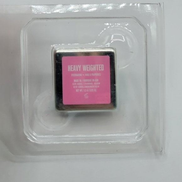 Jeffree Star Heavy Weighted Eyeshadow - Picture 5 of 8